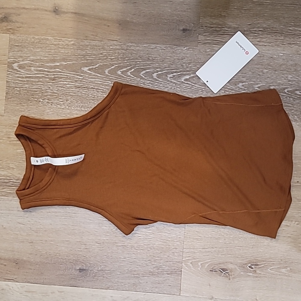 Lululemon Hold Tight tank